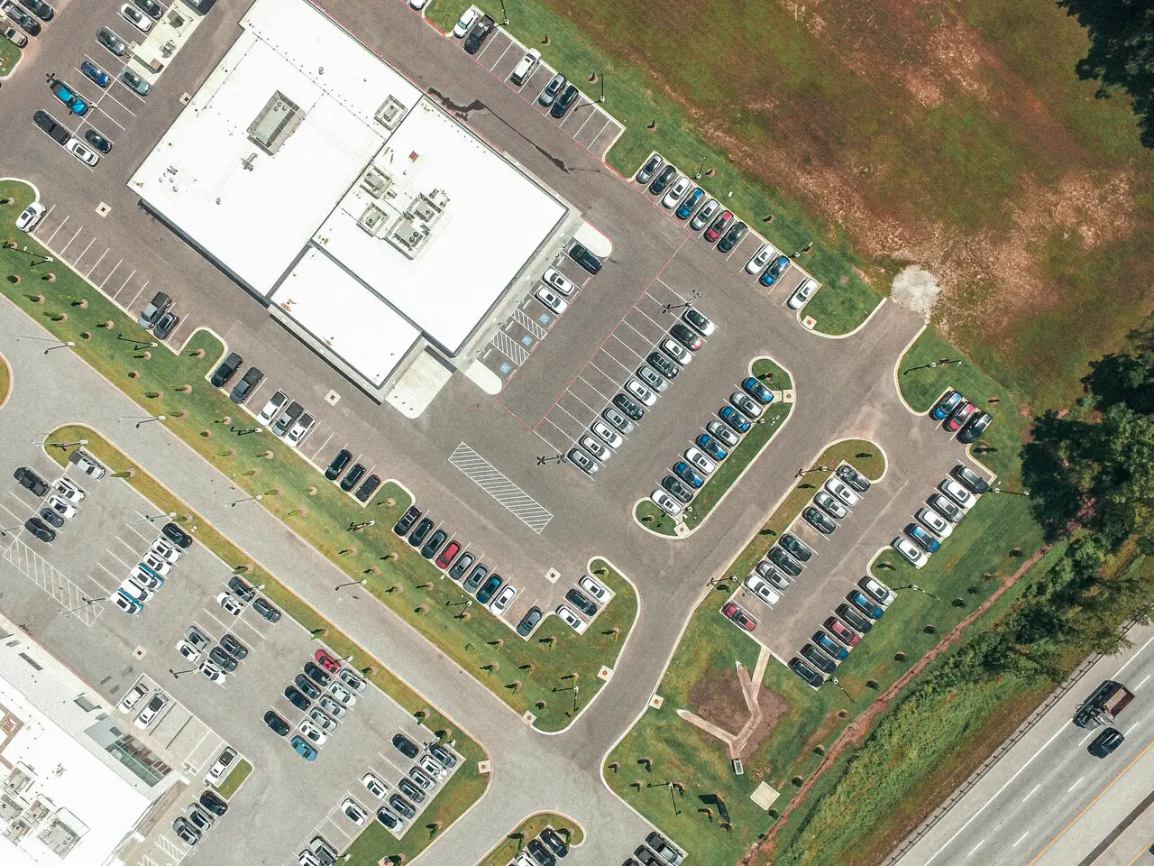 Everett Infiniti Dealership parking lot paving project